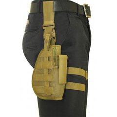 Tactical bandage holster for a pistol on the hip of the TC